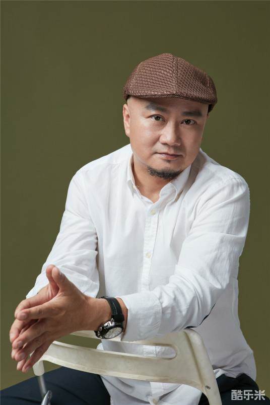 夏嘉伟