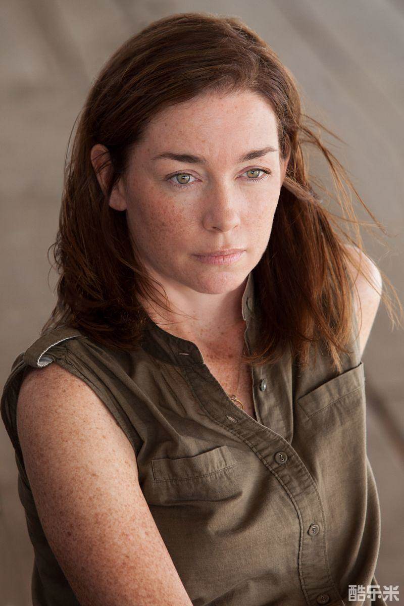 朱丽安·尼科尔森