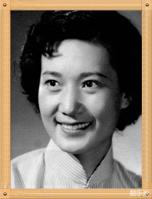 杨静