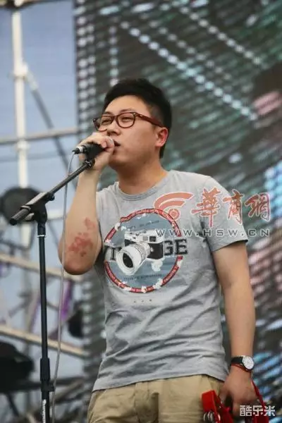 张小厚