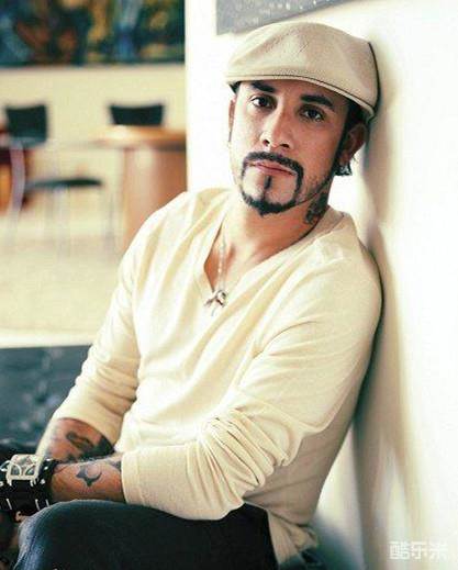 亚历山大·詹姆斯·迈克林