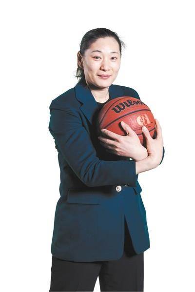 李昕
