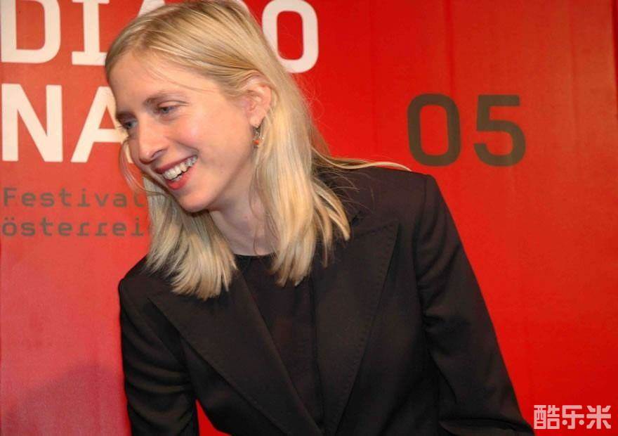 杰茜卡·豪丝娜