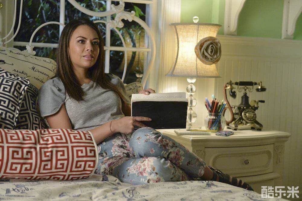 贾娜尔·帕里希