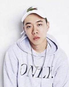 李炳允