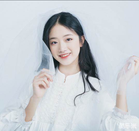 胡馨尹