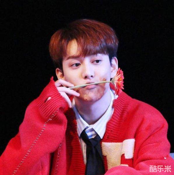 朴经