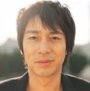 德井义实