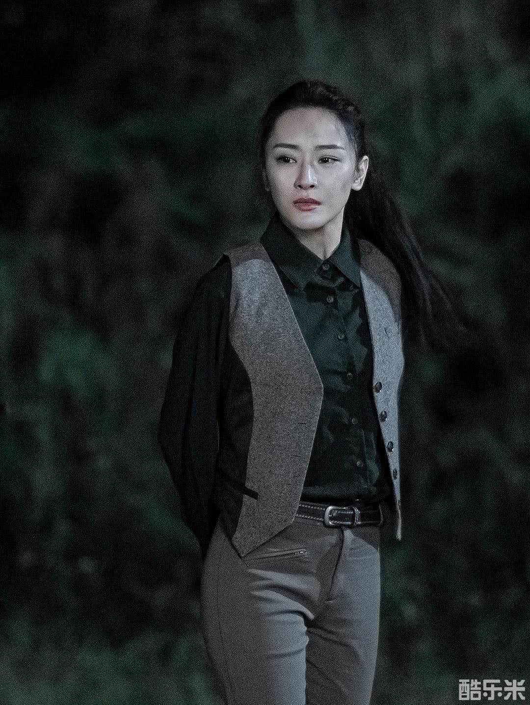 李佳怡
