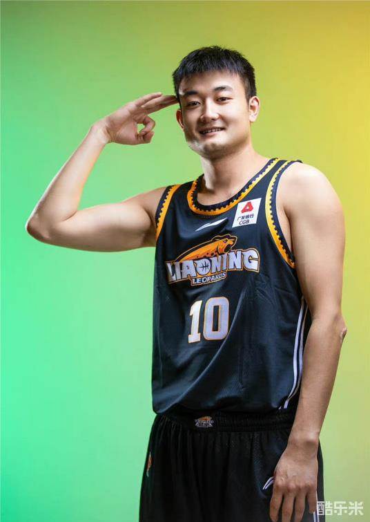 丛明晨