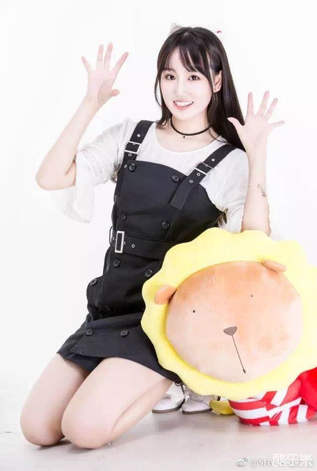 董思佳