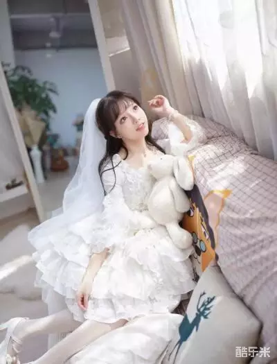 王奕萌