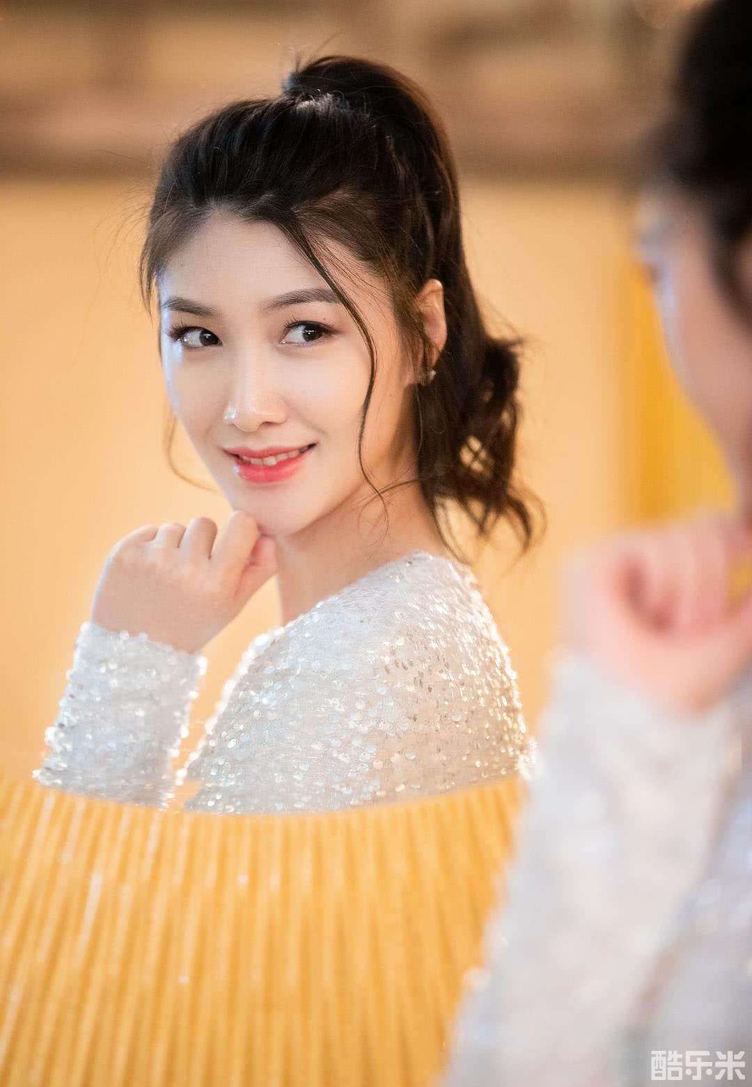 李嘉颐