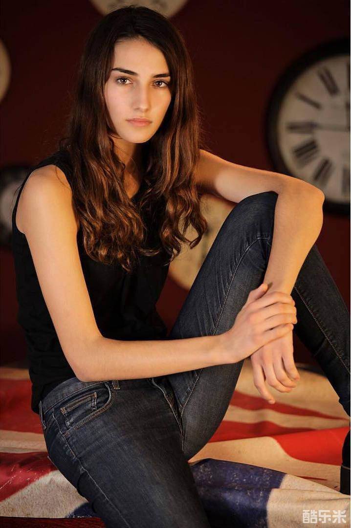 桑德拉·埃斯卡塞纳