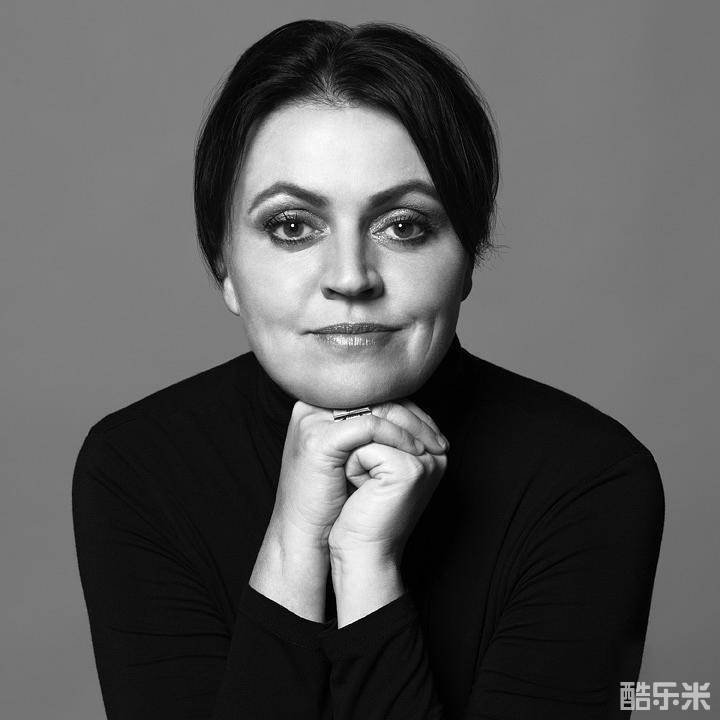 斯坦宁·欧莉娜·托斯坦斯多蒂尔