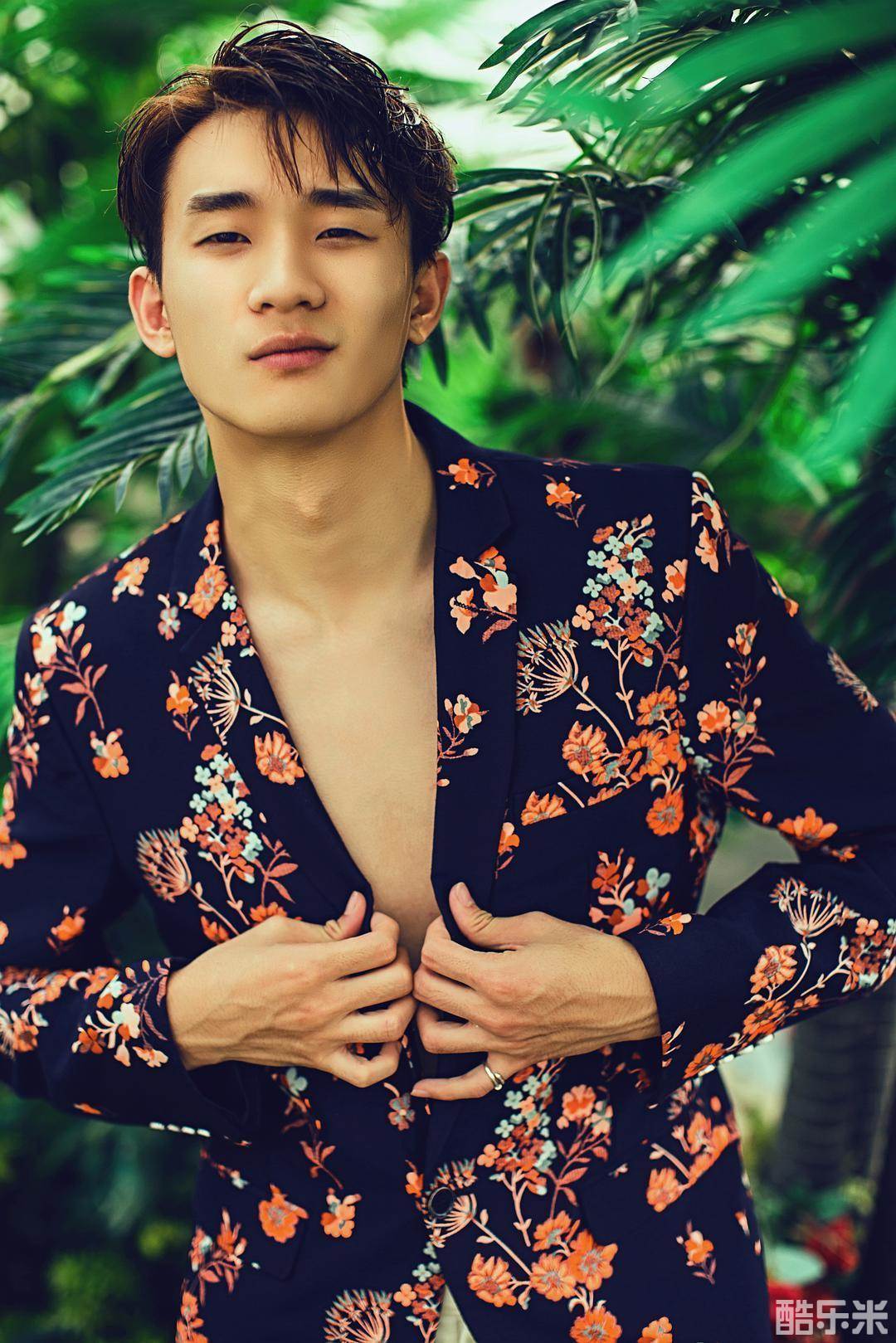左洋