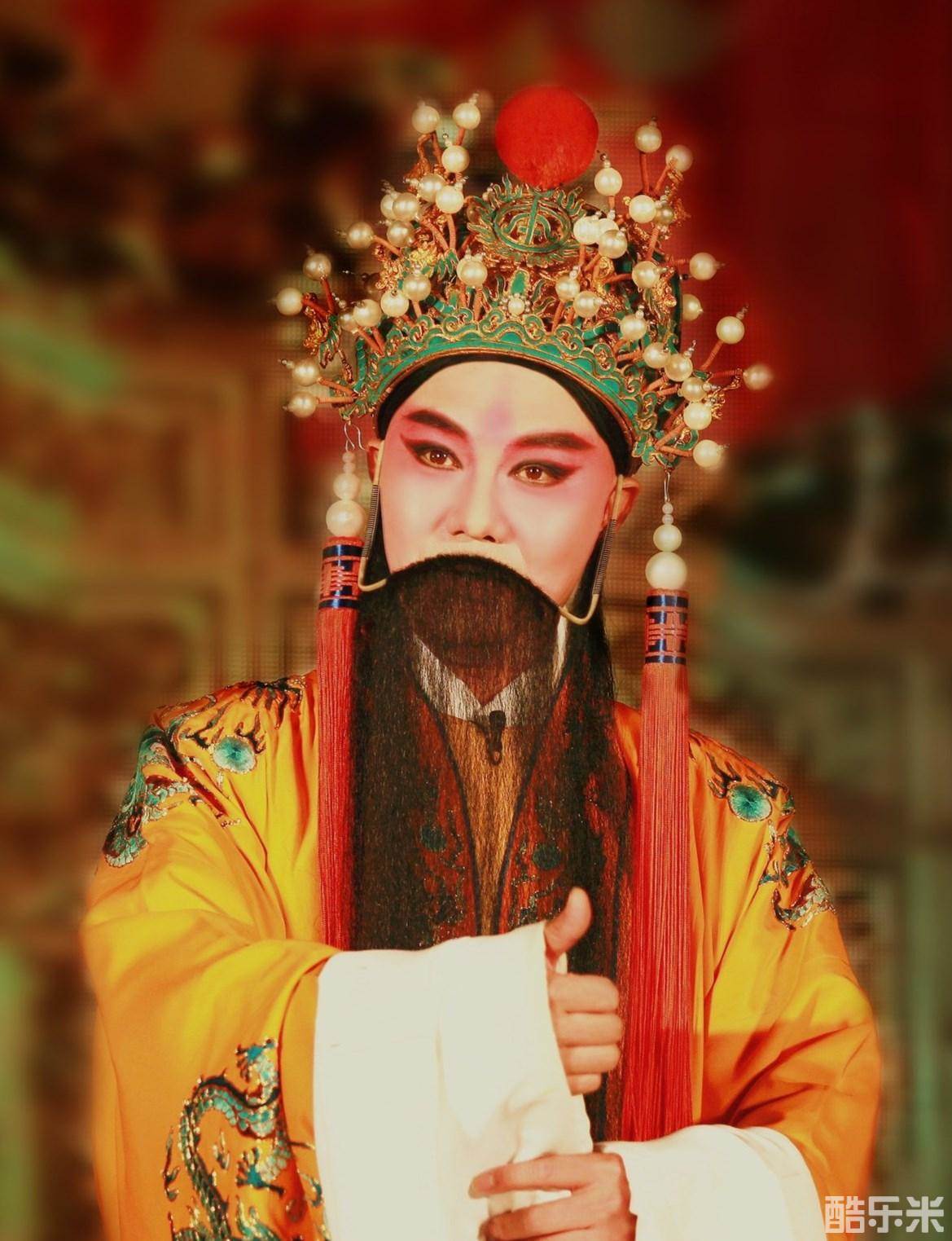 刘华