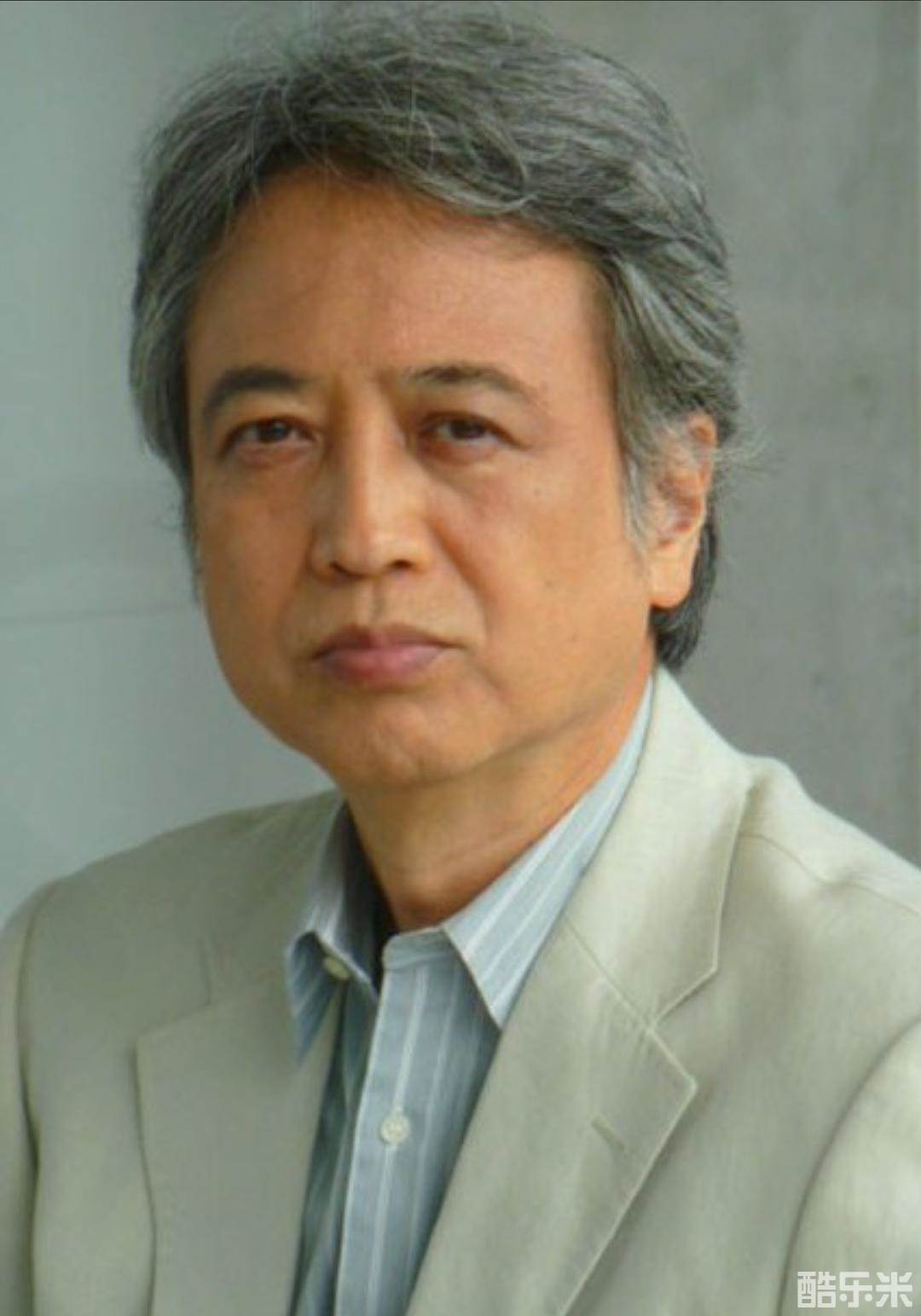 中村育二