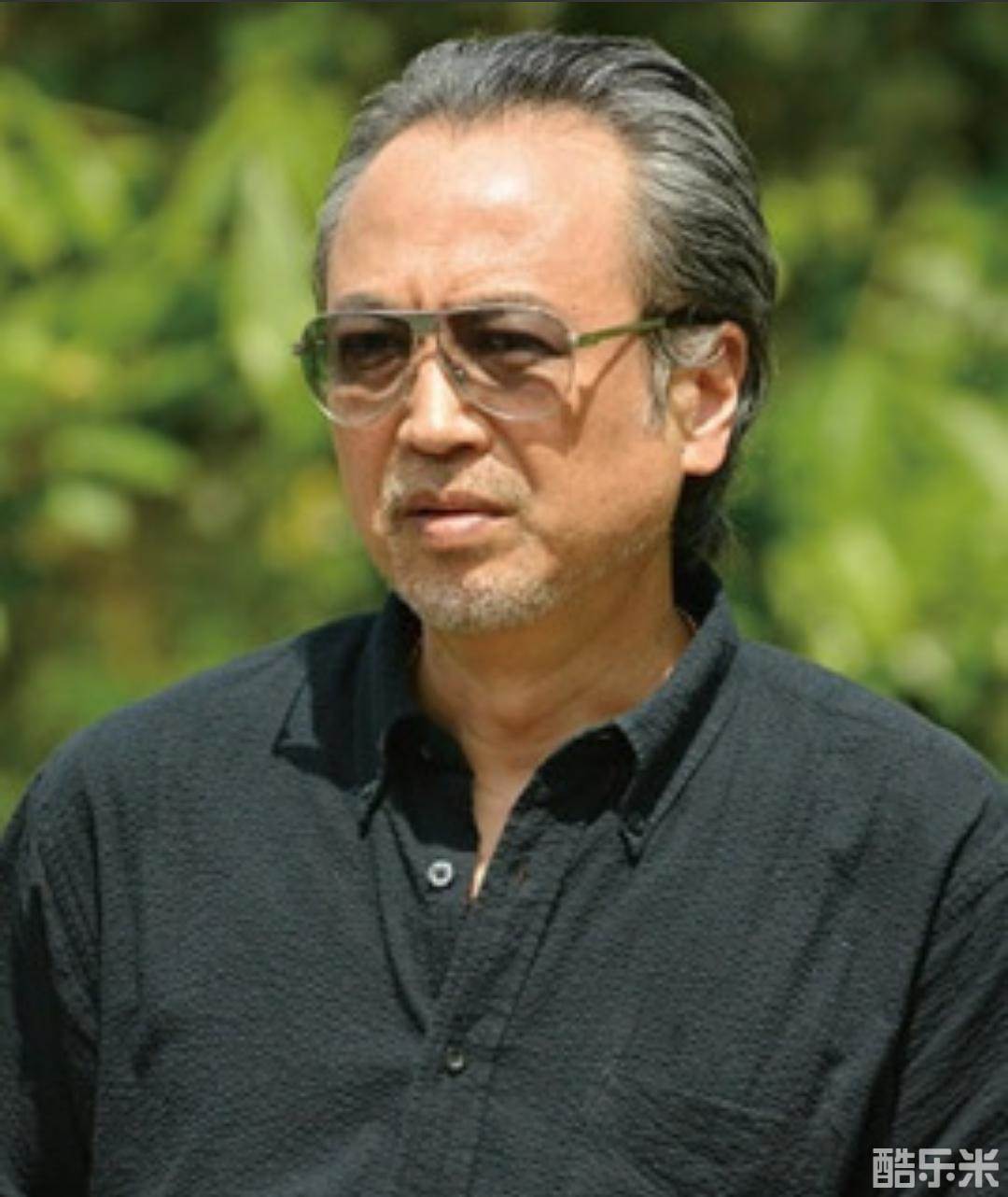 中村育二