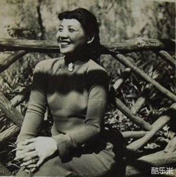 英茵
