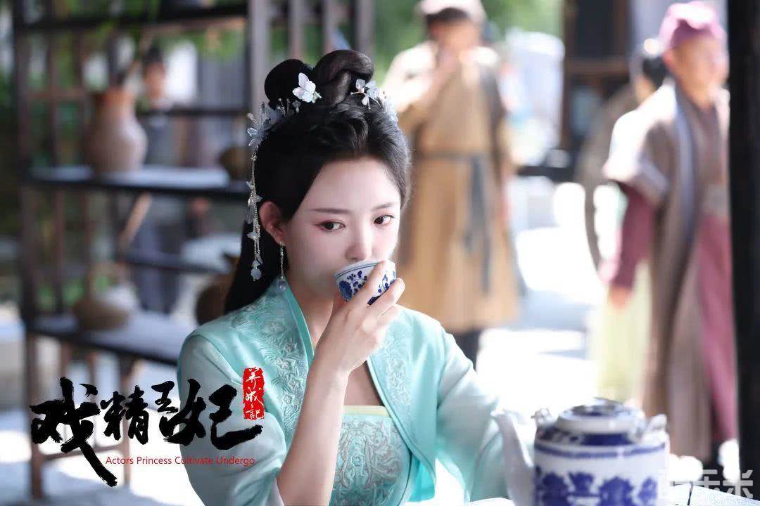 戏精王妃养成计