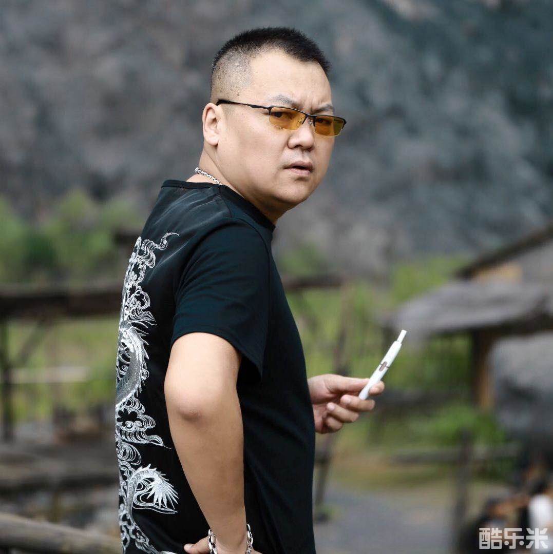 刘冰