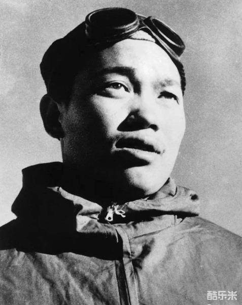 屈银华