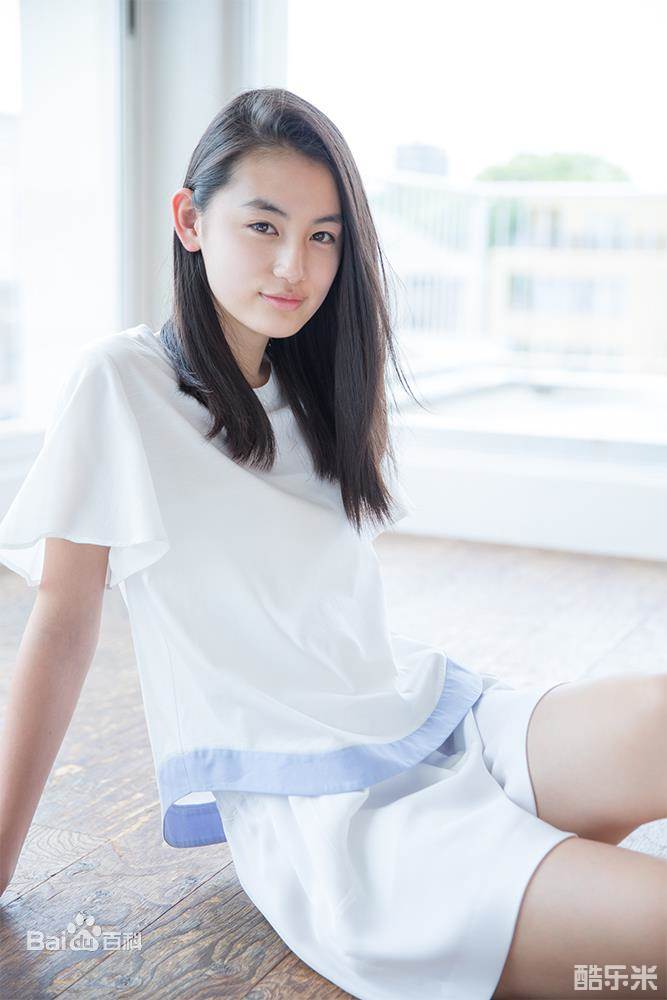 八木莉可子