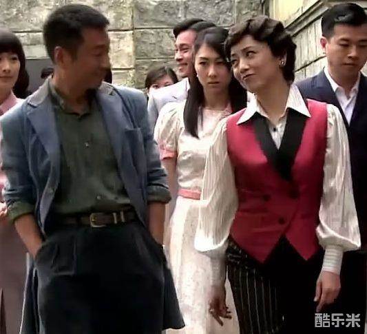 巾帼枭雄之义海豪情