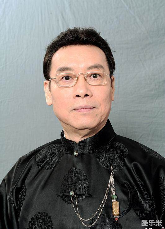 巾帼枭雄之义海豪情