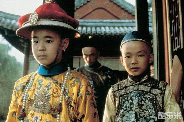 皱缇格