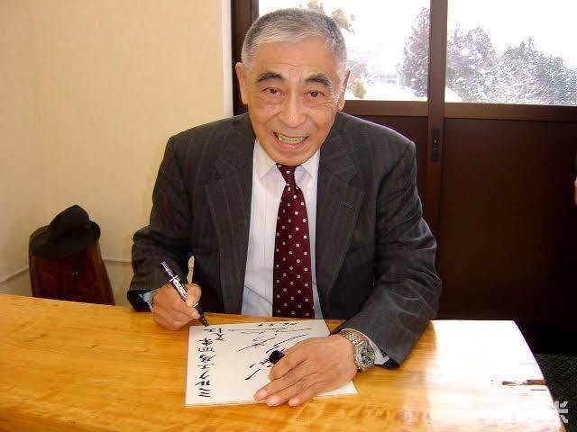 高松英郎