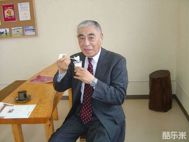 高松英郎