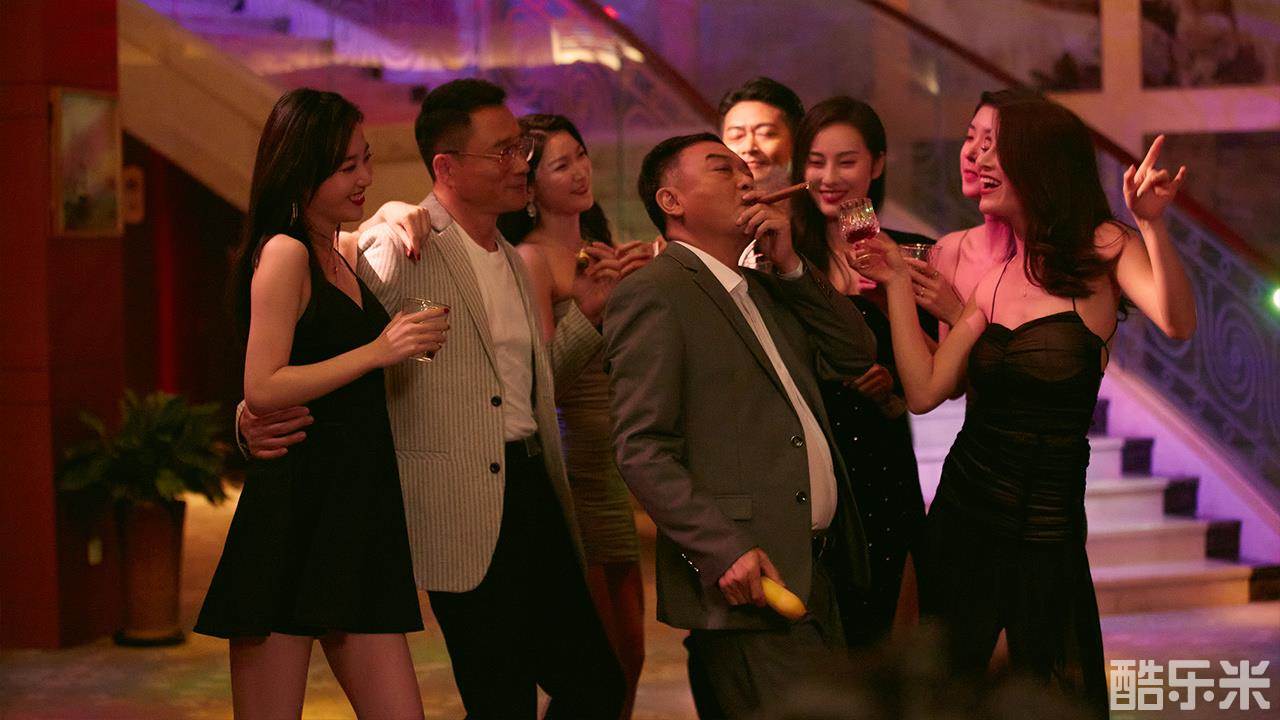 诛烬枭亡‎