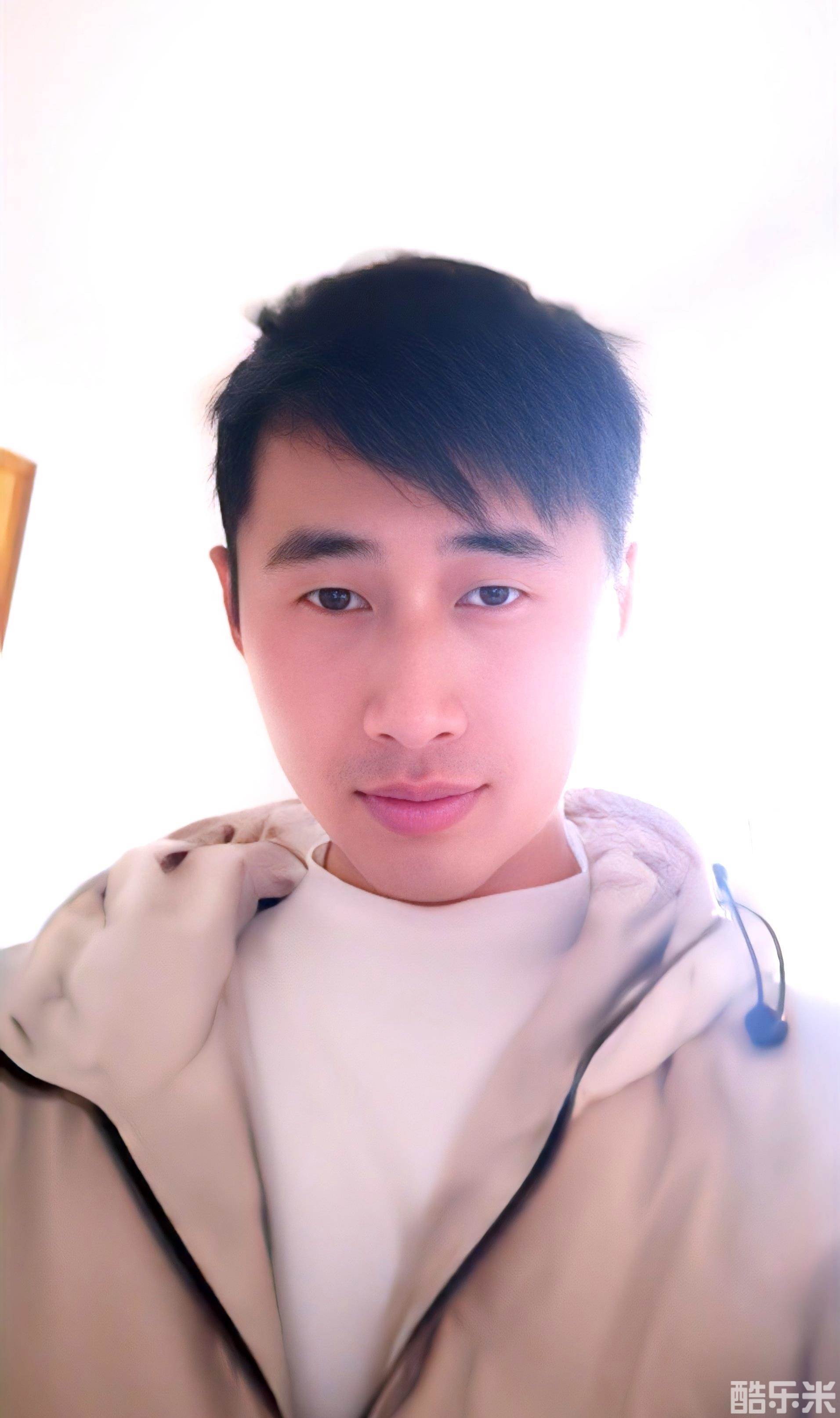 黄小耀