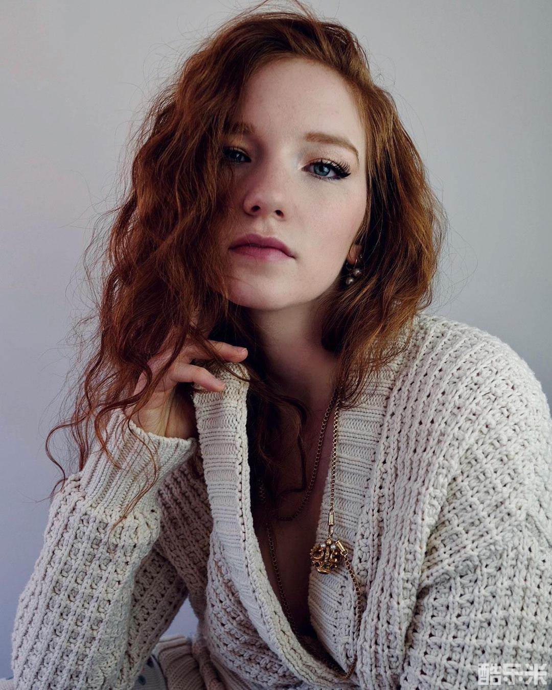 安娜丽莎·巴索