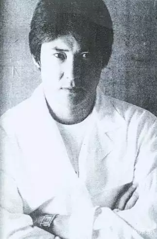 慕思成