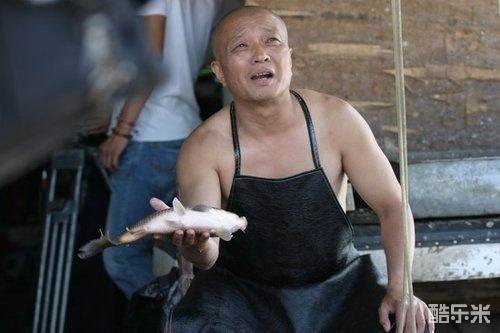 黄力加
