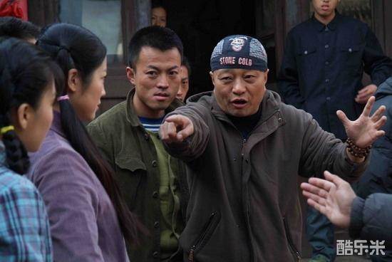黄力加