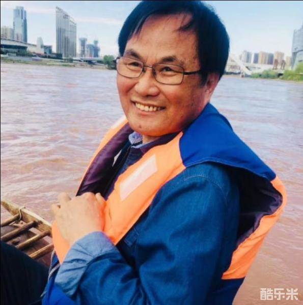 赵葆华