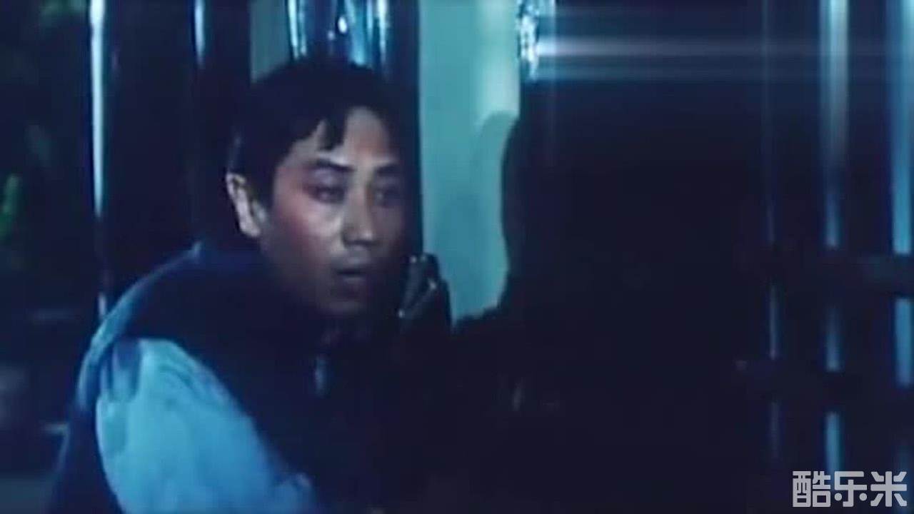 人吓鬼