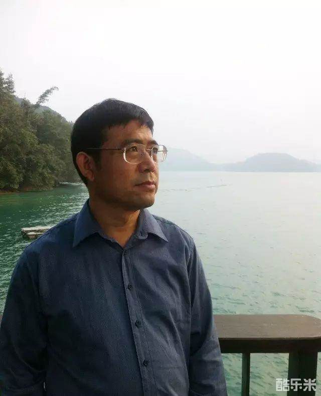胡学文