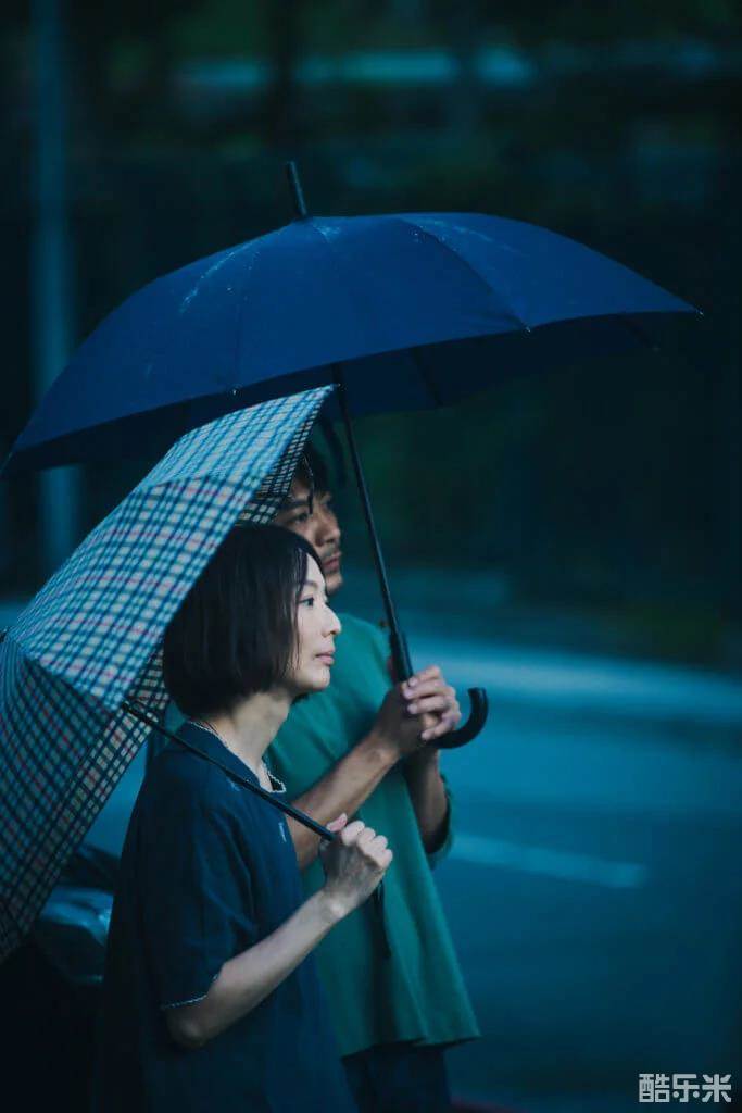 流水落花