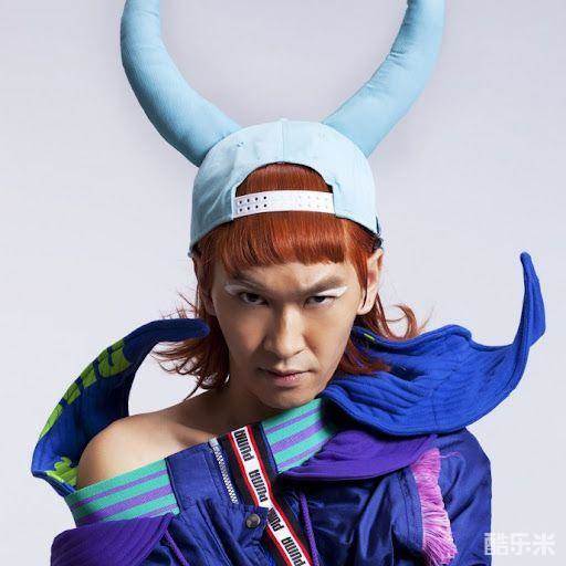甄子康