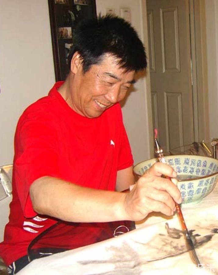黄群学