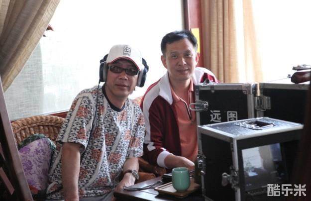 董明