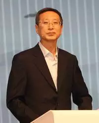 胡占凡