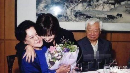 曹健