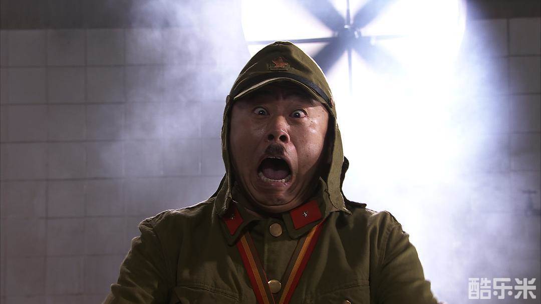 举起手来2：追击阿多丸号