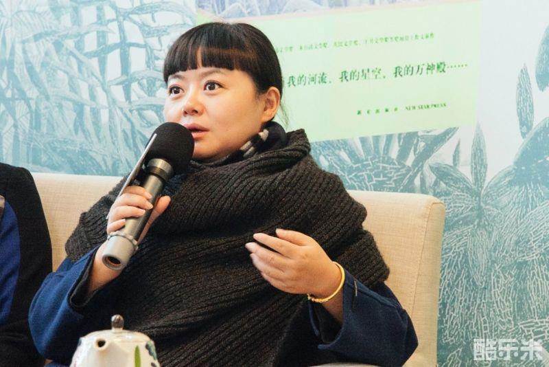 崔曼莉